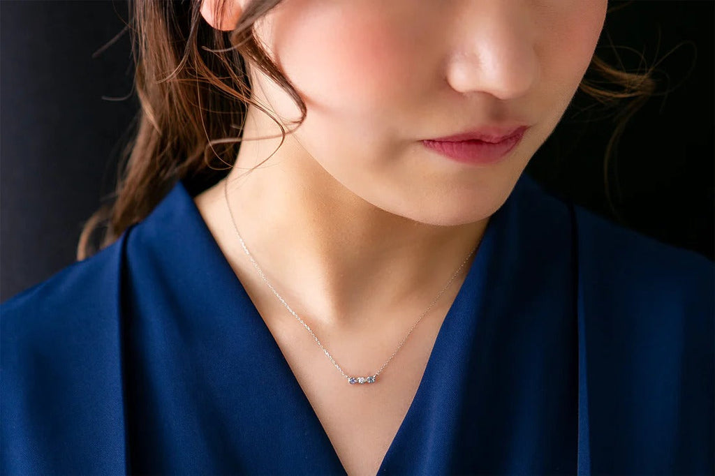 【ご褒美ジュエリー】わたしの願いを叶えるパワーストーン、家族の想いをつなぐ誕生石のネックレスとは